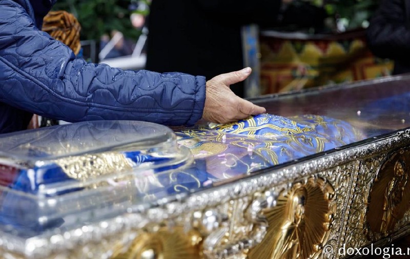 Mai ales femeile nu au voie să facă efort fizic de Sfânta Parascheva, pe 14 octombrie. Care sunt superstițiile zilei