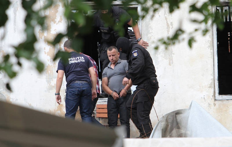 Bărbatul care şi-a ucis partenerul de afaceri A FOST ARESTAT