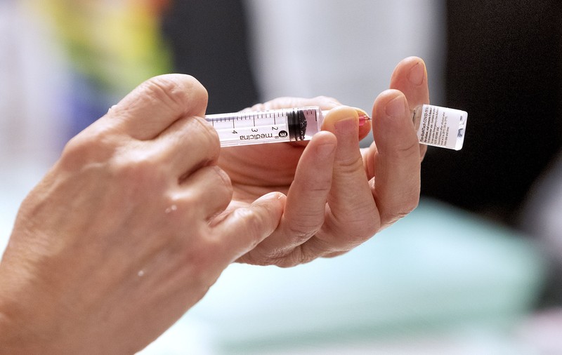 România a primit încă o tranșă de vaccin anti-COVID-19. Peste 150.000 de doze vor fi distribuite în țară