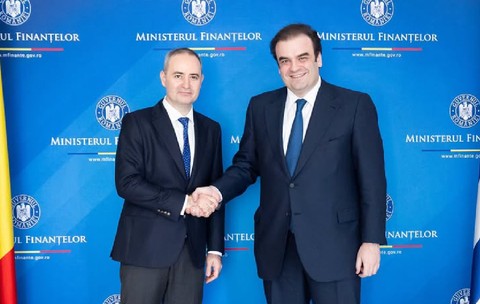 Alexandru Nazare, ministrul interimar al Finanțelor alături de Kyriakos Pierrakakis, ministrul Finanțelor din Grecia, întâlnire oficiala la minister cu o zi inainte de nunta - 11 septembrie 2026