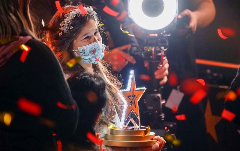 Elena, fetița de 10 ani a unor români din Germania, a câștigat Das Supertalent: „Ești un copil-minune”