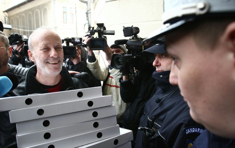 Andrei Gheorge, SURPRIZĂ la DNA: Pizza pentru procurori