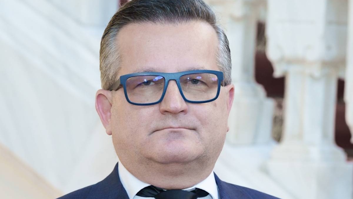 Florin Lazar Vlaadică, seful Oficiului de Informatii Integrate de la Cotroceni a folosit avioanele companiei Toyo Aviation, implicata in „Scandalul Mykonos”. Sursă foto: Administrația Prezidențială