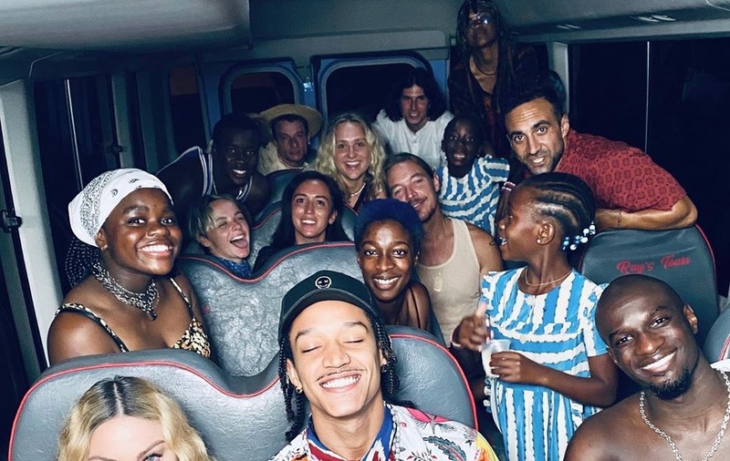 VIDEO | Madonna a împlinit 62 de ani! Petrecere în Jamaica, alături de iubitul de 27 de ani, fără măști ori distanțare