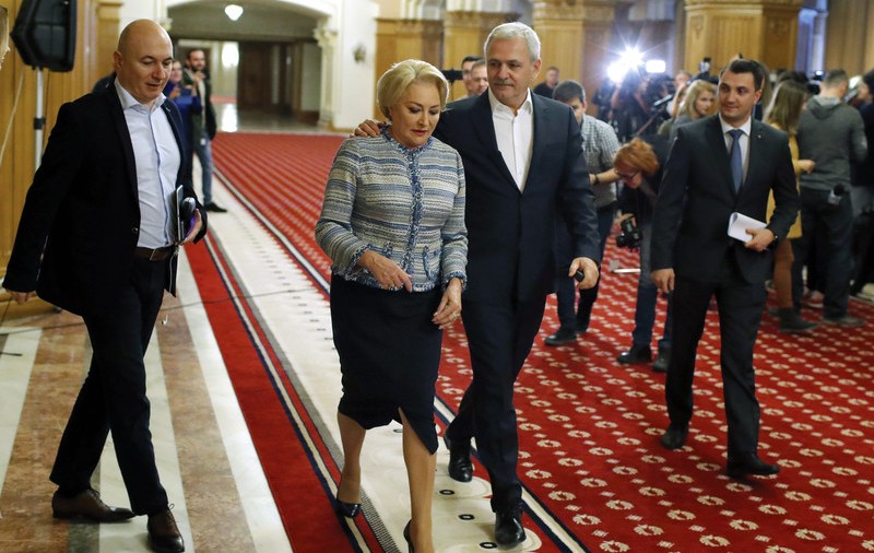 Dăncilă, acuzată de Dragnea de fraude. Premierul demis: ”La șapte care sunt împotriva mea, al optulea parcă nici nu mai contează”