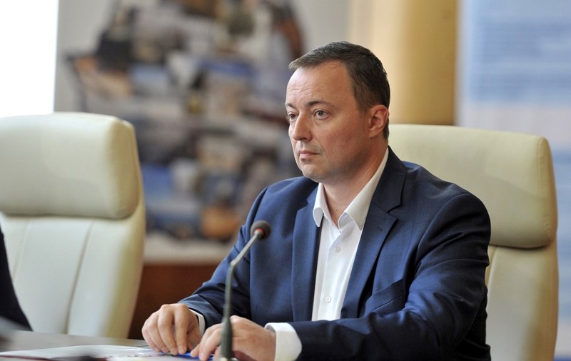 Contract de muncă suspendat pentru directorul din CNAIR arestat pentru luare de mită