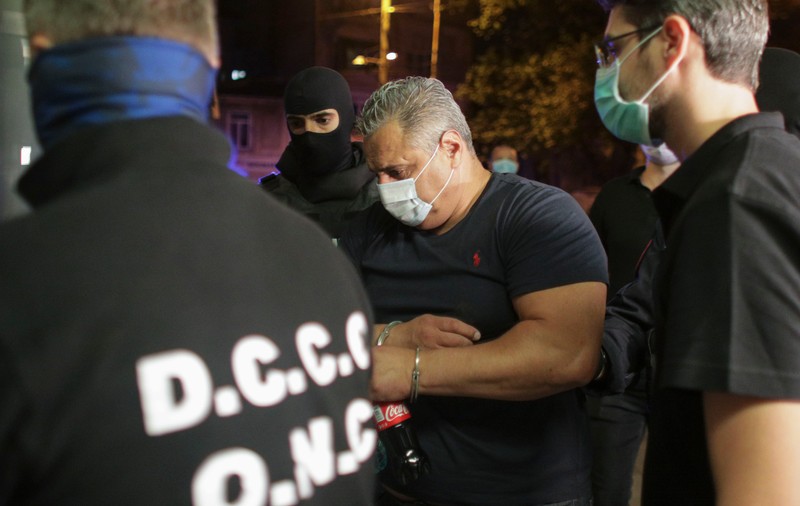 Ce greșeală l-a dat de gol pe românul considerat „cel mai mare falsificator de bancnote de plastic din lume”