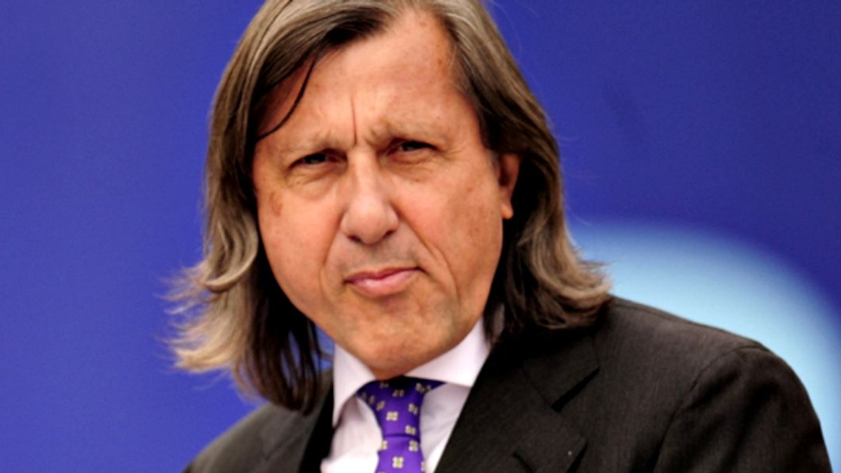 Fostul tenisman Ilie Năstase și președintele FCSB Valeriu Argăseală vor deveni cetățeni de onoare ai județului Buzău