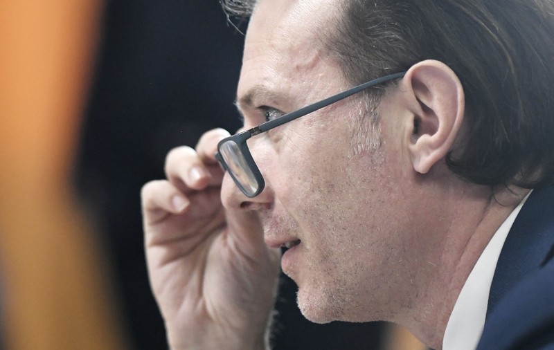 Palma primită de aproape un milion de angajați de la Guvernul Cîțu: patronii îi vor putea da mai ușor afară