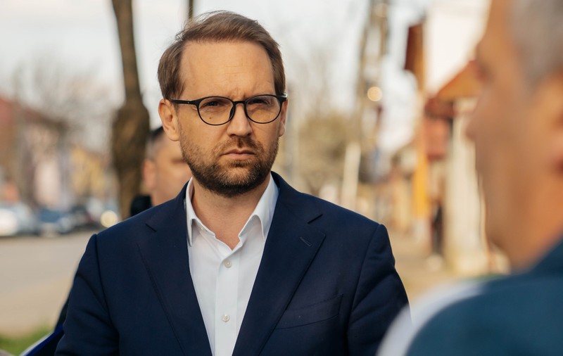 Dominic Fritz, primarul Timișoarei: „Nu dormim ca să reușim să evităm scenariul horror pentru România. Este o confruntare între Est și Vest”