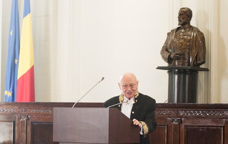 Ionel Valentin Vlad, preşedintele Academiei Române, va fi înmormântat cu onoruri militare