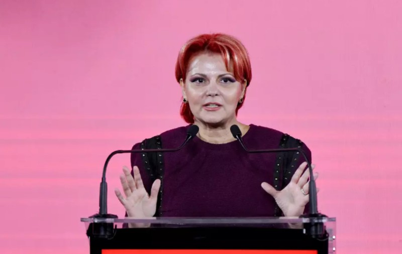 Lia Olguța Vasilescu a postat poze cu gazonul de lux de pe stadionul din Craiova pe Facebook, dar a închis secțiunea de comentarii