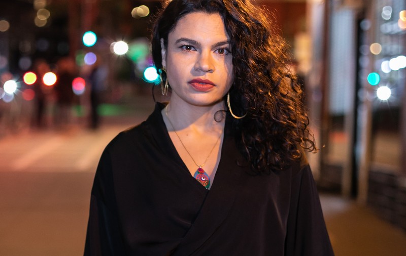 „Gipsy Queen”, o poveste universală despre românii plecați și lupta pentru un trai mai bun. Actrița Alina Șerban: „Educația încă este singura opțiune validă pentru a putea ieși din sărăcie”