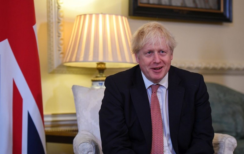 Premierul britanic Boris Johnson anunţă noi sancţiuni în cazul în care Rusia va ataca Ucraina