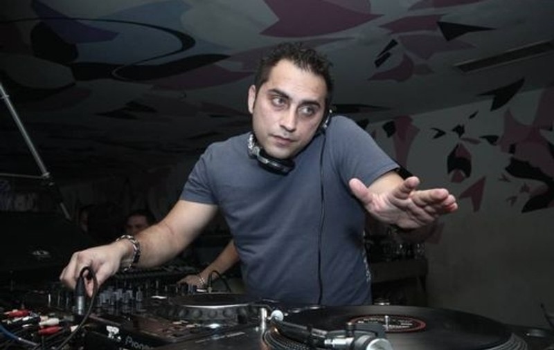 Dj Rynno: "Primul meu sărut a fost pe buric"