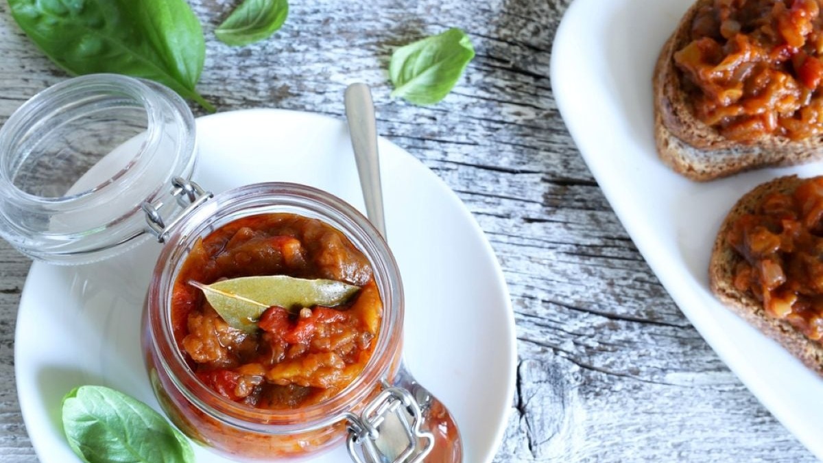 Cât ulei se pune la zacuscă, la 1 kilogram de legume - Sursă foto: Shutterstock.