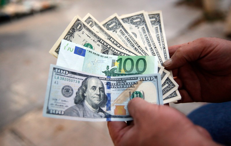 Curs BNR, 21 iulie 2020. Euro a scăzut ușor, iar dolarul a crescut. Care sunt principalele cotații valutare
