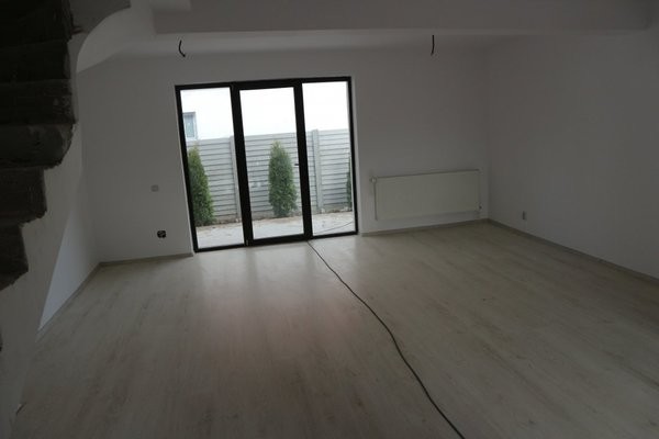 Casă de vânzare în Bragadiru