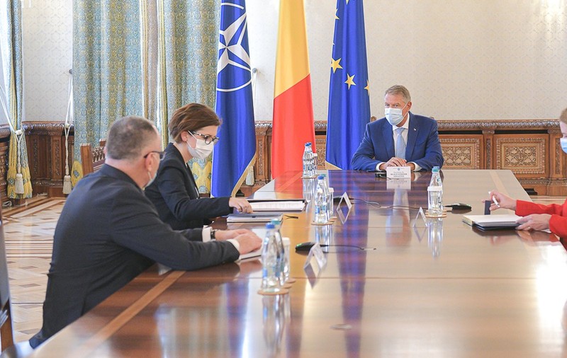 Iohannis, înainte de noul an școlar: „Aștept mai multă implicare pentru creșterea capacității de testate”