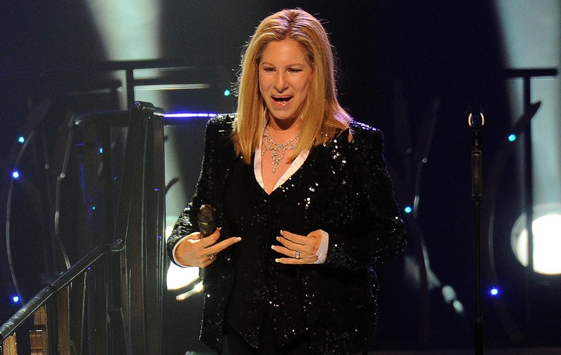 Fiica lui George Floyd a devenit acţionar al grupului Disney. ”Îţi mulţumesc, Barbra Streisand”