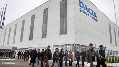 Proprietarul Dacia anunță concedieri masive: centrul de la Titu, vizat de măsurile de austeritate ale Renault