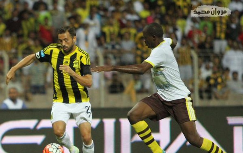 Magicianul Sânmărtean face show la antrenamentele echipei Al Ittihad / VIDEO