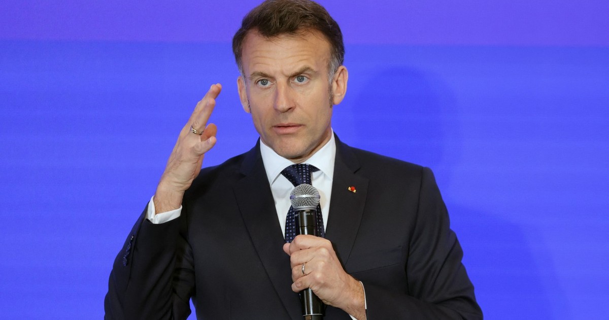 Emmanuel Macron vorbește în fața unor șefi de companii și investitori din Japonia Foto: Profimedia