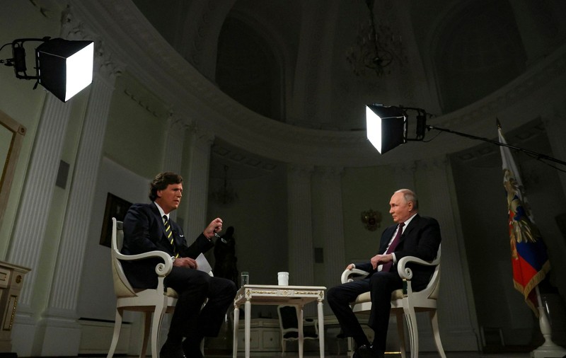 Putin se declară nemulțumit de lipsa întrebărilor „incisive” în interviul cu Tucker Carlson