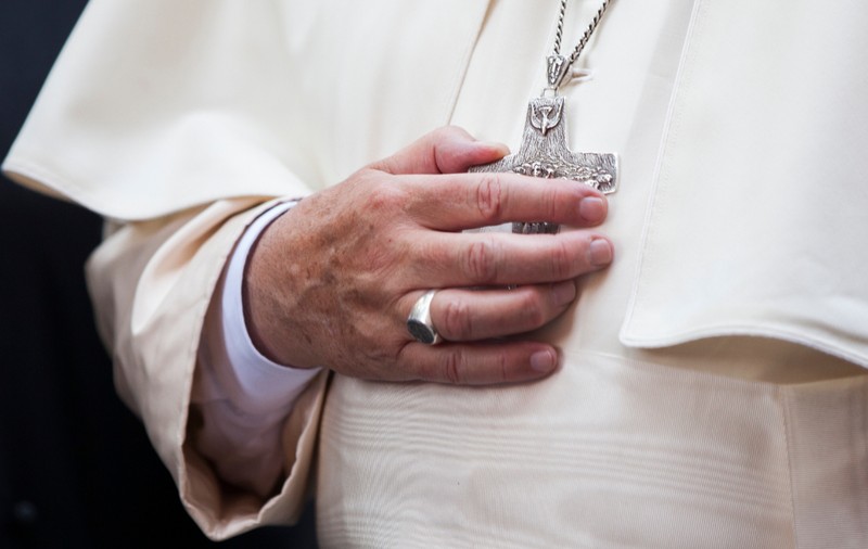 Papa cu cel mai lung pontificat din istorie. Marcat de tulburări politice și o tranziție majoră