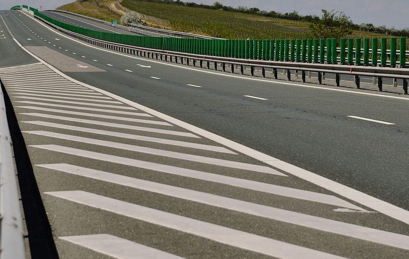 Sectorul III al Drumului expres Craiova - Pitești, în cifre: 31 km, 670 de milioane de lei, termen de execuție de 24 de luni