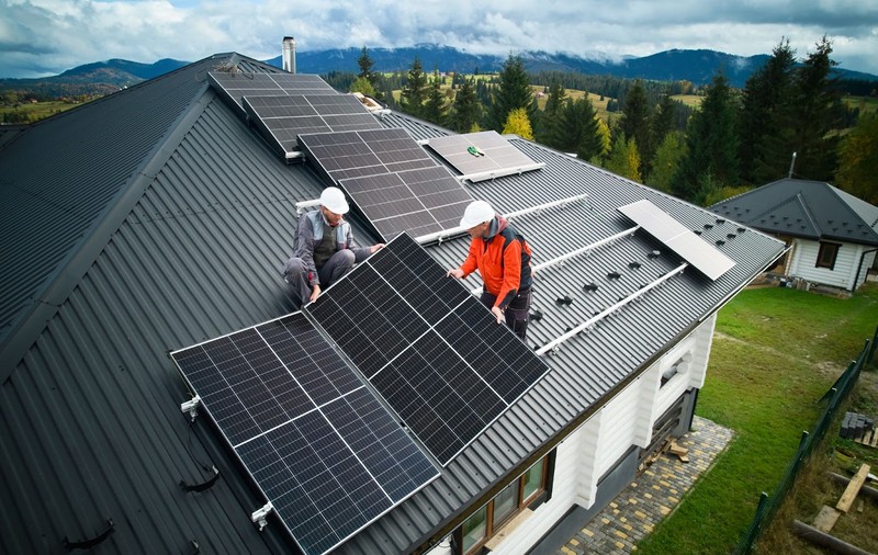 Cum să alegi panourile fotovoltaice potrivite: sfaturi de la experți