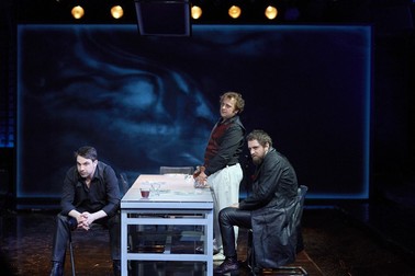 Alexandru Papadopol, Marius Damian și Mihai Smarandache în “Delirium”, Teatrul Odeon / Foto: Adi Bulboacă