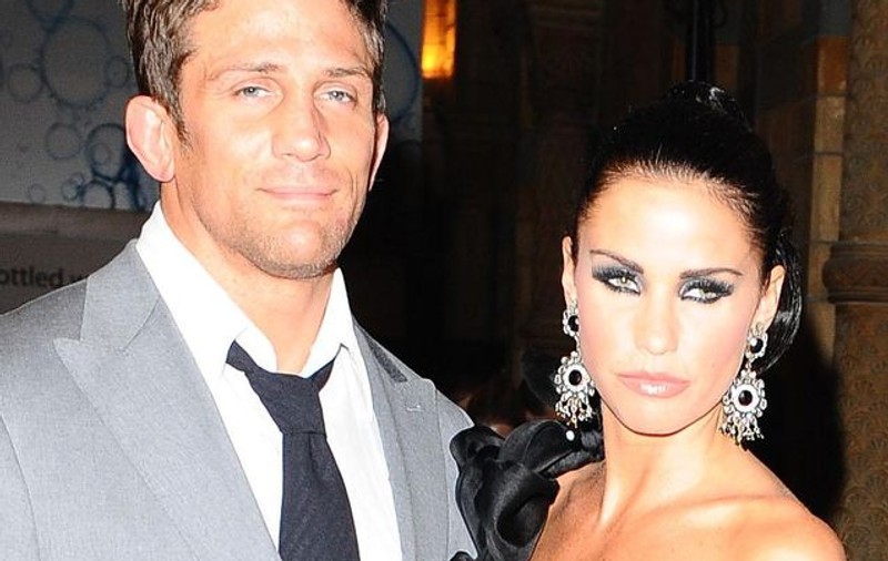 Katie Price vrea să conceapă copii chiar şi după moarte