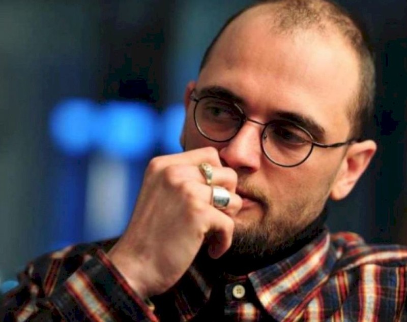 Cu ce se ocupă Oreste de când a renunțat la televiziune. La 47 de ani e bunic și antreprenor pe litoral: „A trebuit să ne adaptăm”