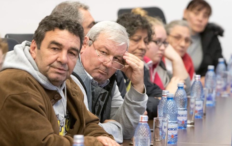 Soluția găsită de Primăria Capitalei pentru locatarii blocului ars din sectorul 5. Unde au stat, până azi