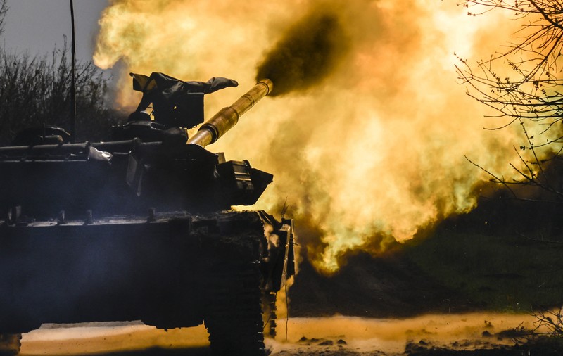 Un asalt „cum nu a mai fost văzut în secolul 21”. Armata ucraineană publică imagini cu atacurile „sălbatice” ale rușilor asupra Avdiivka | VIDEO