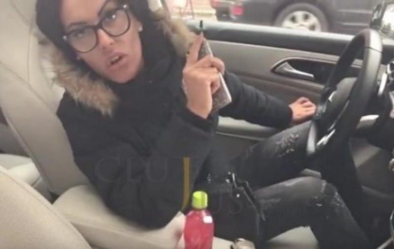 Actrița de filme pentru adulți Naomi Astalas, din Zalău, iertată după ce a condus o mașină neînmatriculată