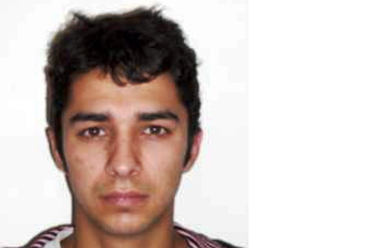 Un puşcăriaş a evadat de sub nasul gardienilor, de la cules de afine
