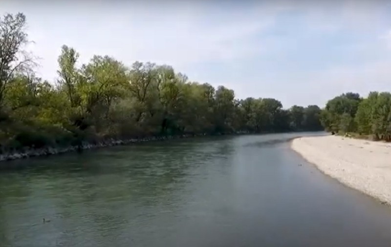 Un român a salvat de la înec o fetiță în vârstă de 10 ani, în Italia