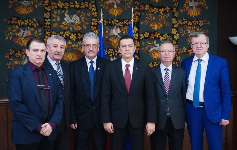 UPDATE. Guvernul a mărit salariile personalului nedidactic din educație; 53.000 de persoane vor lua mai mulți bani