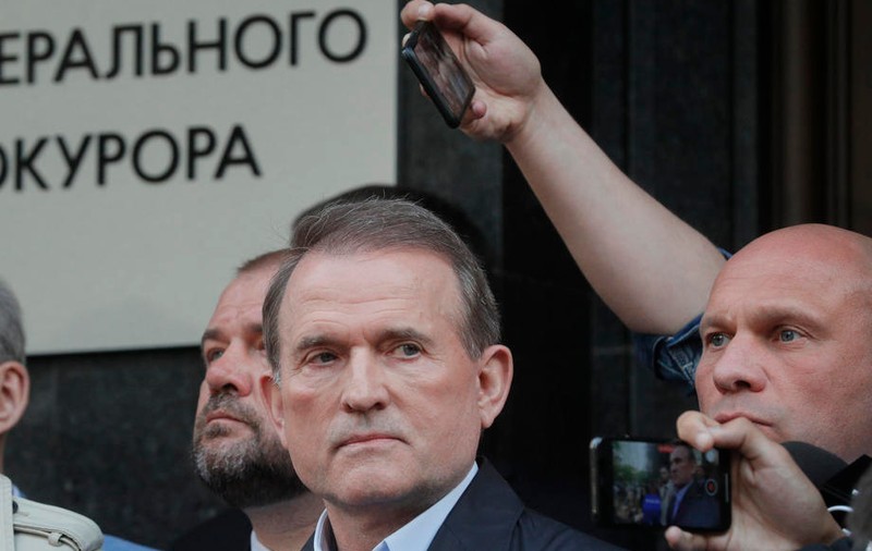 Oligarhul Viktor Medvedchuk a fost eliberat de ucraineni. „Îl transferăm într-o închisoare mare numită Rusia”