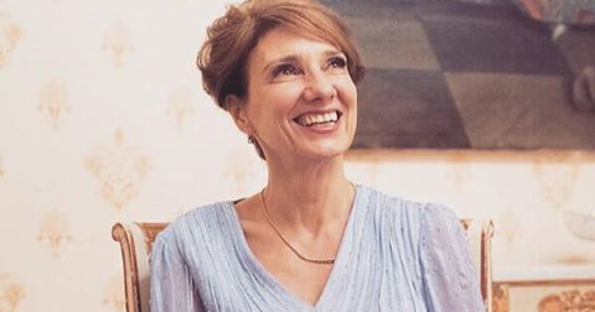 Câți centimetri are în talie Carmen Iohannis. Prima Doamnă a României are dimensiuni de model | FOTO