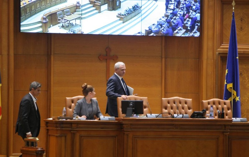 UPDATE. Achiziția rachetelor Patriot, adoptată de Parlament; Ministrul Apărării i-a mulțumit lui Liviu Dragnea, în plen