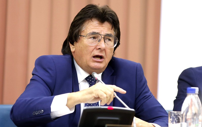 Nicolae Robu, sancționat cu avertisment pentru interzicerea manelelor în Timișoara. Ce scrie în decizia CNCD