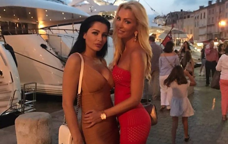 Adevărul despre vacanța lui Brigitte Sfăt la Saint-Tropez. Bruneta a clarificat situația