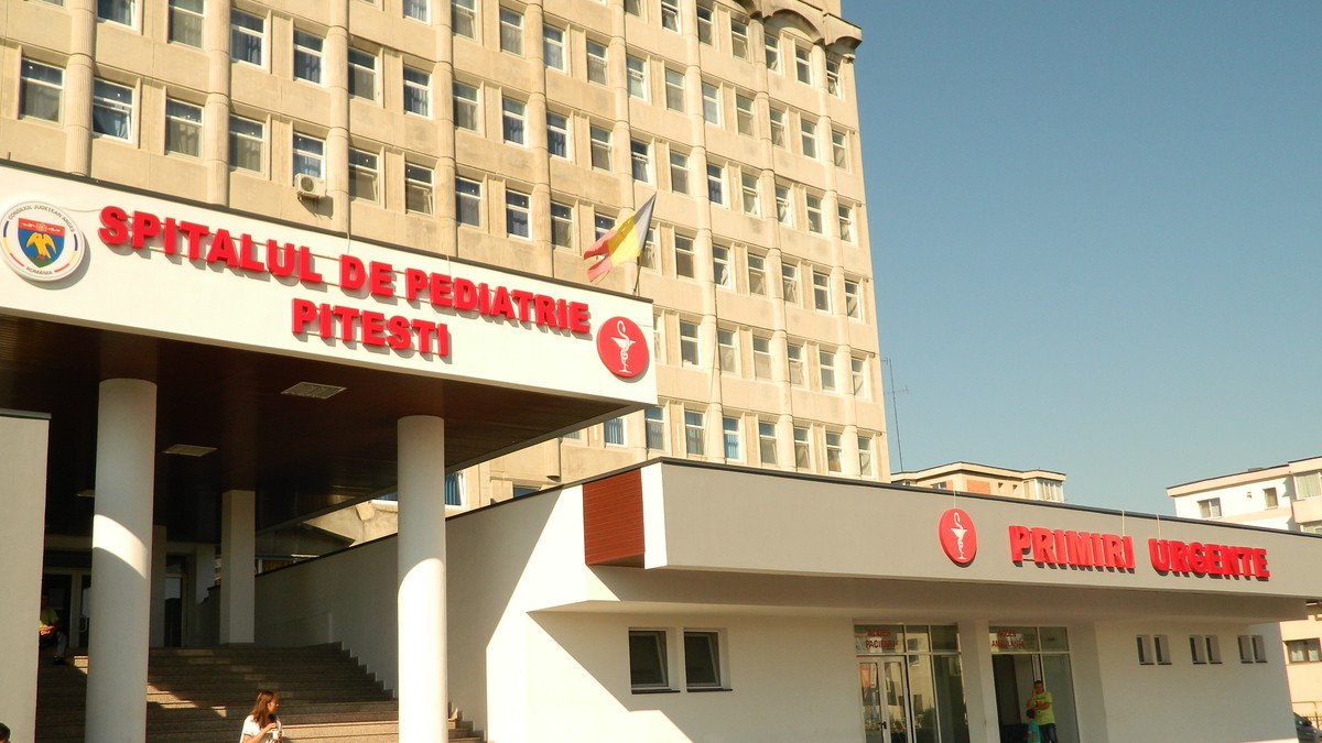 Colet suspect la Spitalul de Pediatrie din Piteşti