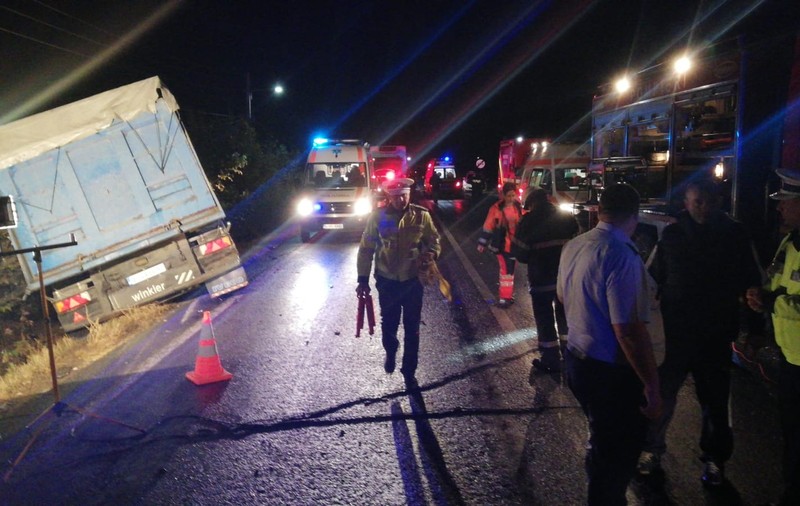 Accidentul din Ialomița | Tânăra de 19 ani a fost detubată. Ceilalți trei răniți, în stare stabilă