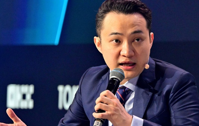 Cine este Justin Sun, controversatul miliardar crypto apropiat de Trump care a investit 28 milioane de dolari pentru o călătorie spațială