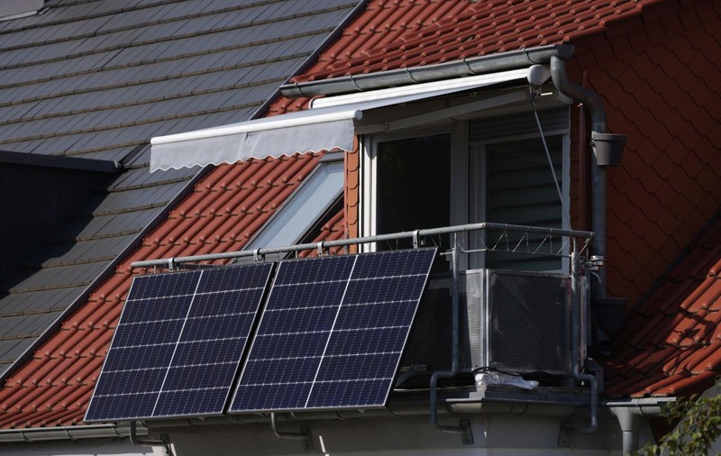 Ghidul complet al programului Baterii pentru fotovoltaice 2026: cum pot obține prosumatorii cei 15.000 de lei