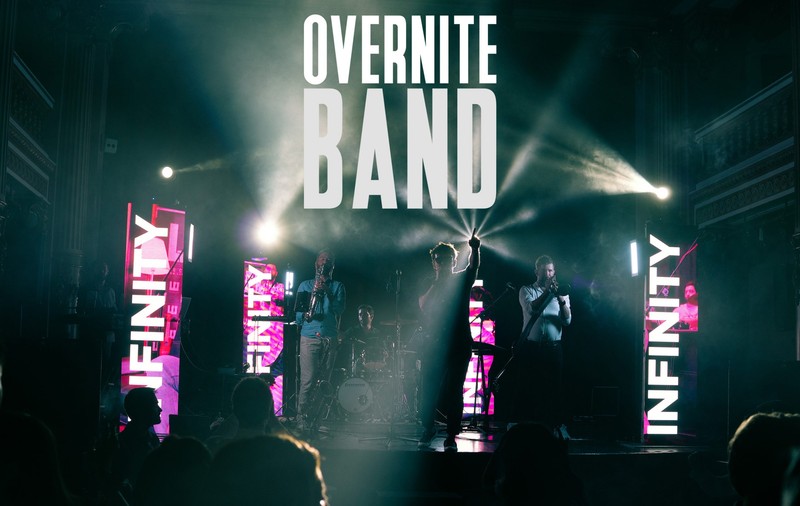Overnite Band: Trupa de nuntă perfectă pentru un eveniment diferit